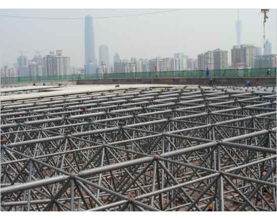 新乡新建铁路干线广州调度网架工程